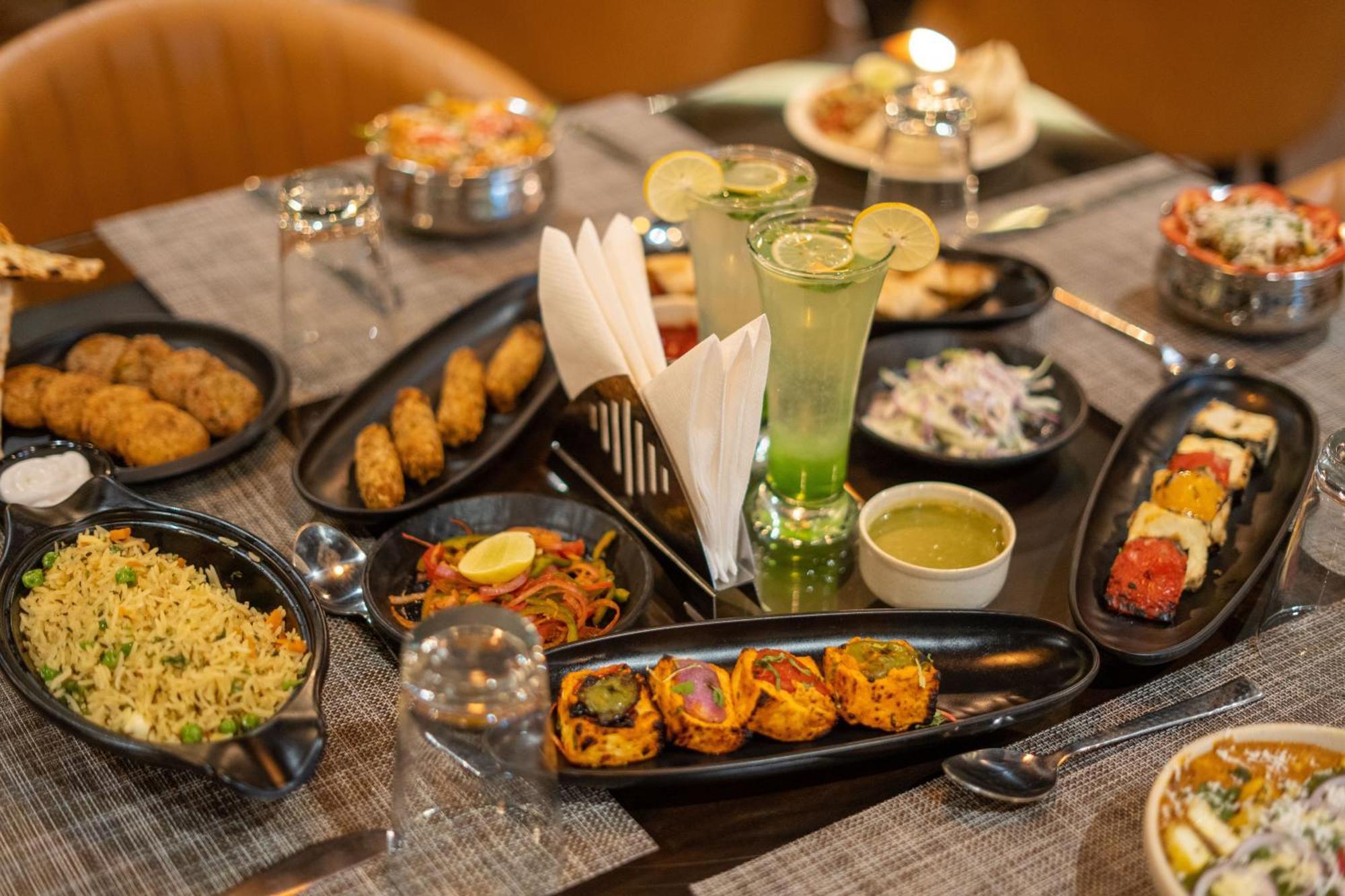 Raghunandan Palace - A Premier Boutique Stay, City Center & 500 Meters From City Railway Station Udajpur Zewnętrze zdjęcie